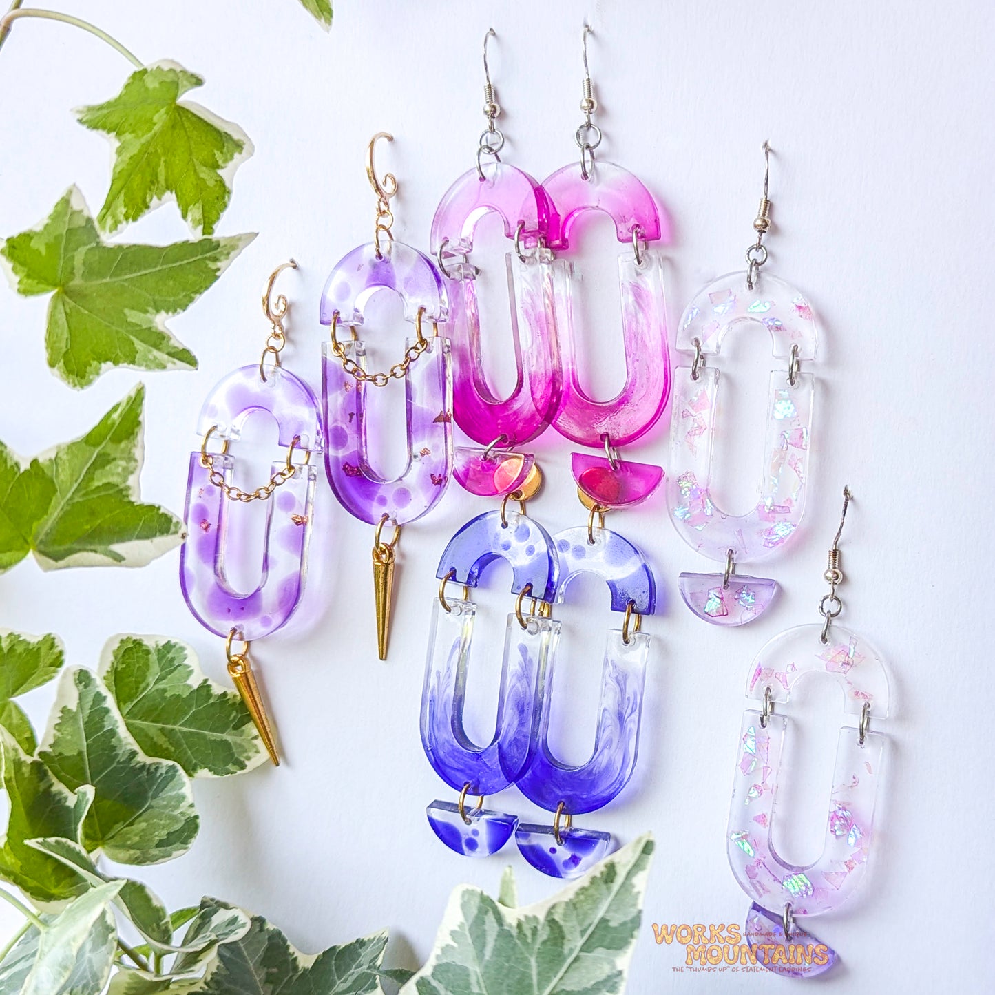 Resin With Ink | Dangling | Unique and Bold