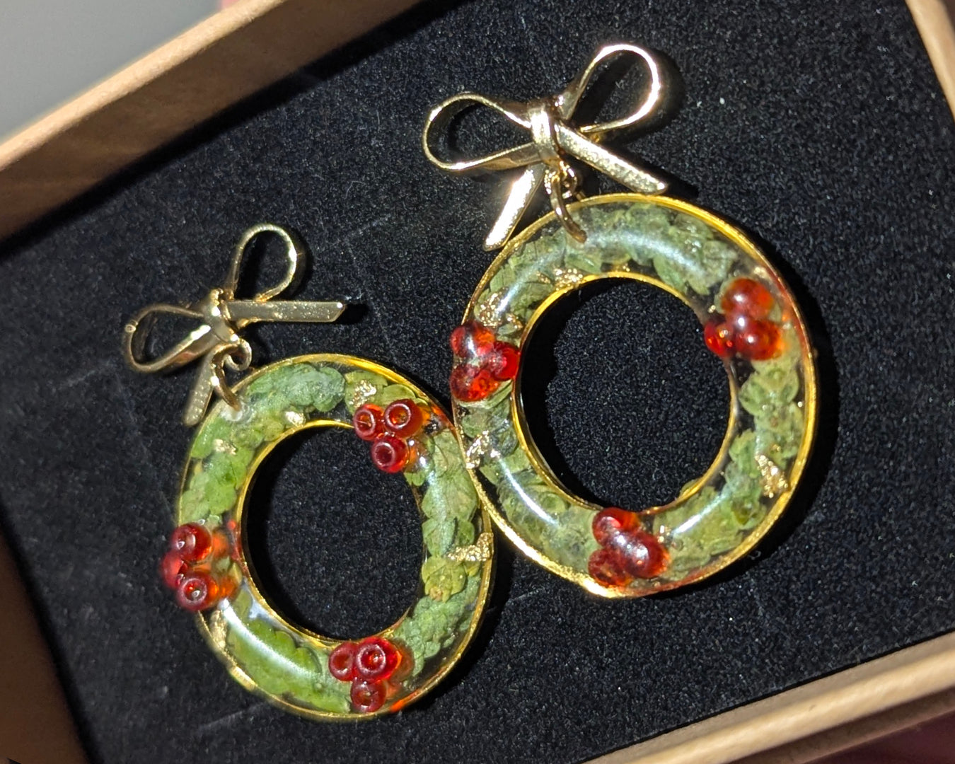 Christmas Wreath | Bowknot Stud