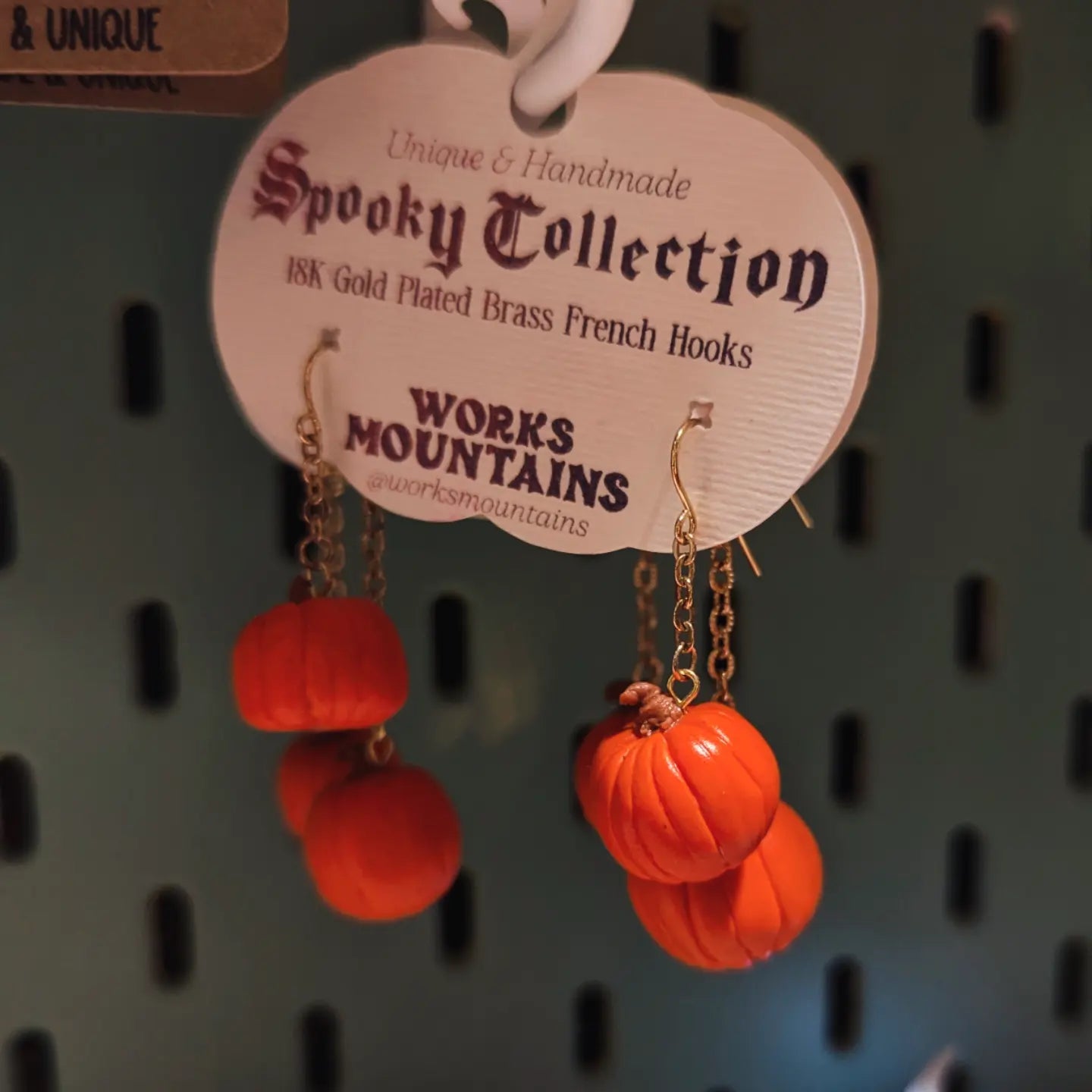 Mini Dangling Pumpkins - Halloween